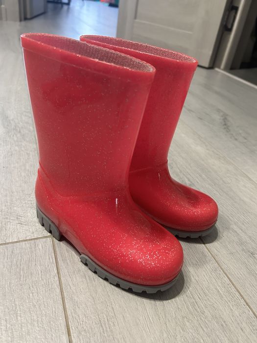 Чобітки дитячі 27р стан нових