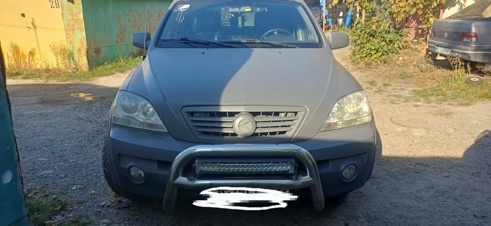 Автомобіль кія соренто