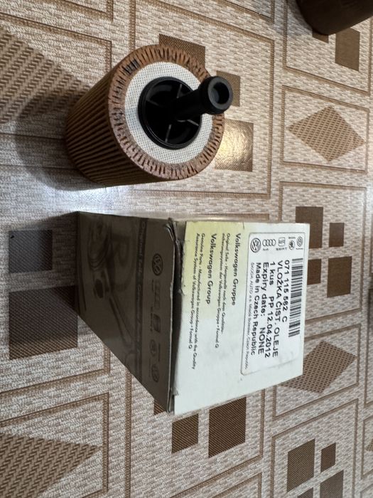 Фильтр масляный Vag 1.9-2.5TDI 045115466B,071115562C