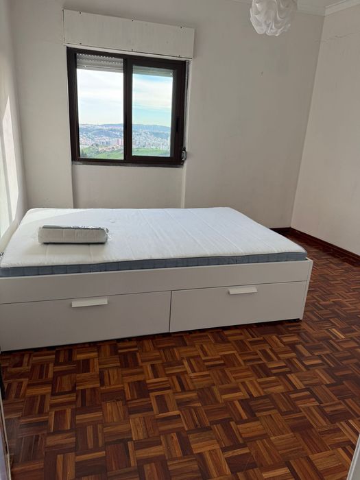 Quarto disponível, entrada imediata, em Odivelas - Ramada