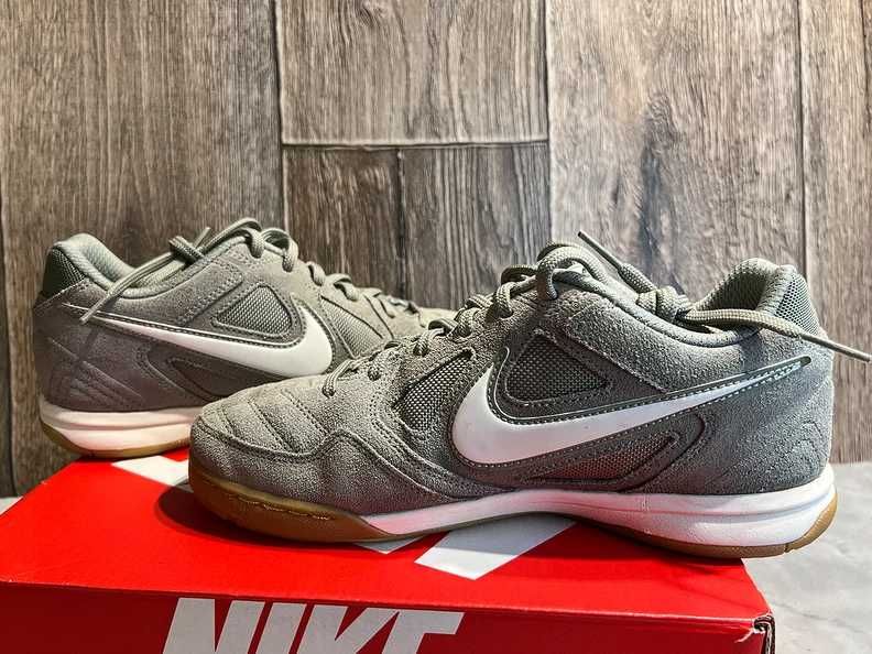 Buty, trampki Nike Gato 40