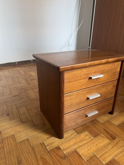 Mesa de Cabeceira