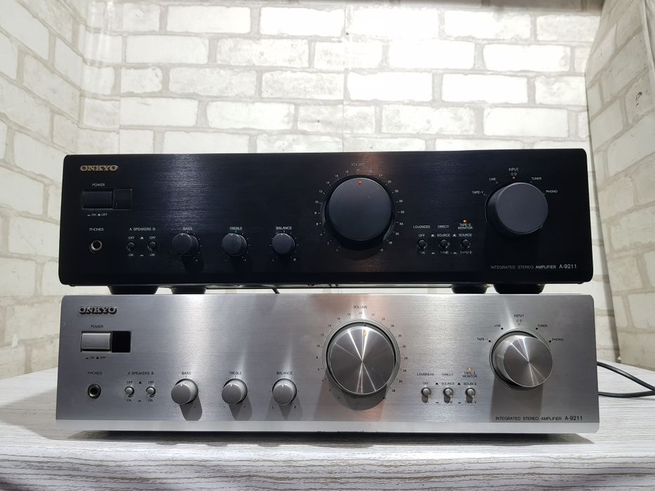 Стерео підсилювач ONKYO A-9211,*2х80 Вт, б/у з Німеччини
