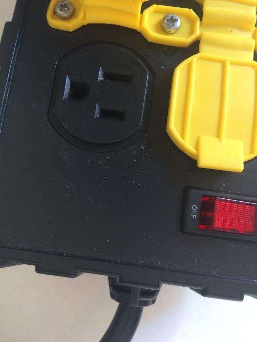 Ficha Quádrupla Inglesa