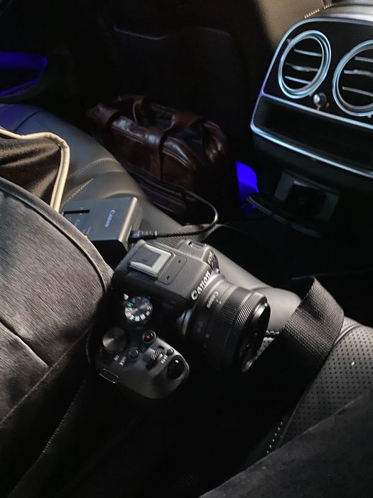 Фотоапарат Canon 2022