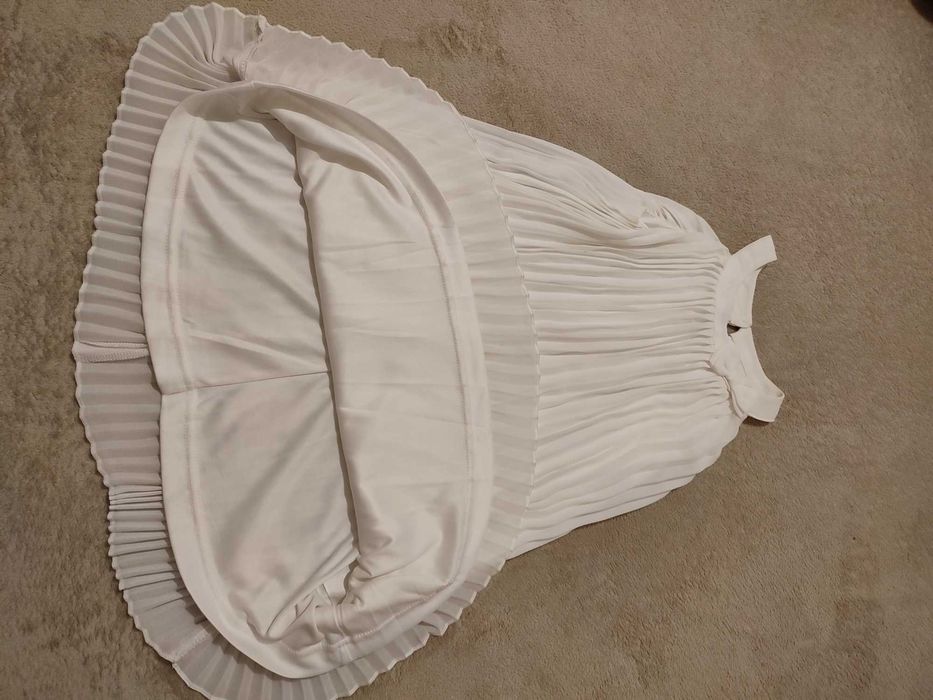 Vestido plissado branco