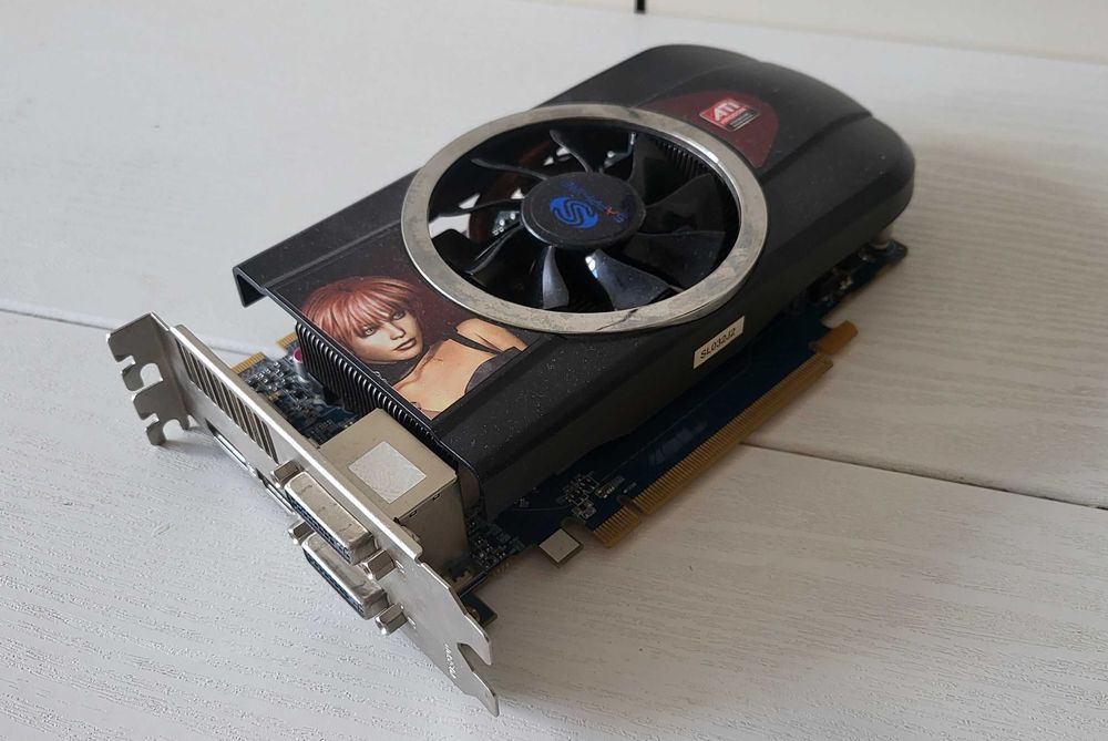 Видеокарта SAPPHIRE Radeon HD5770 1GB GDDR5; PCIE; DVI-I/HDMI/DP