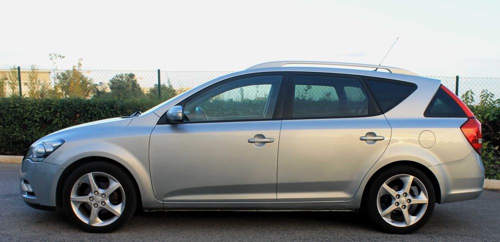 Kia Ceed SW 1.6 CRDI de 2012