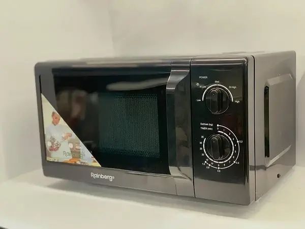 Микроволновка Rainberg 1200WATT 20L