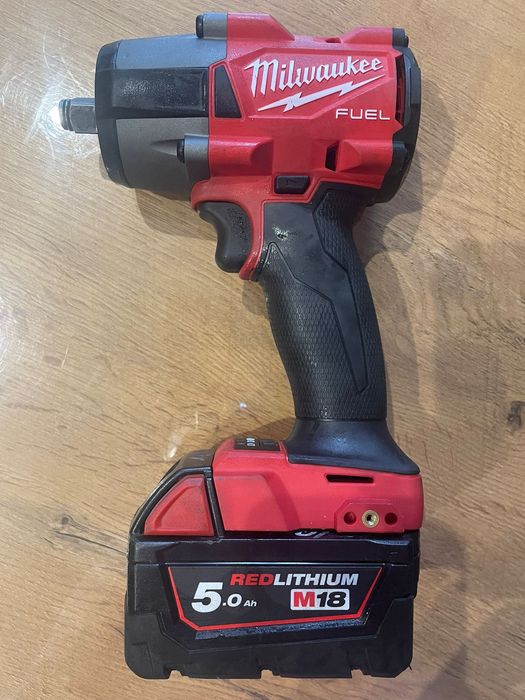 Klucz udarowy MILWAUKEE M18