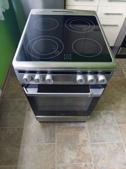 Kuchnia elektryczna Amica uszkodzona