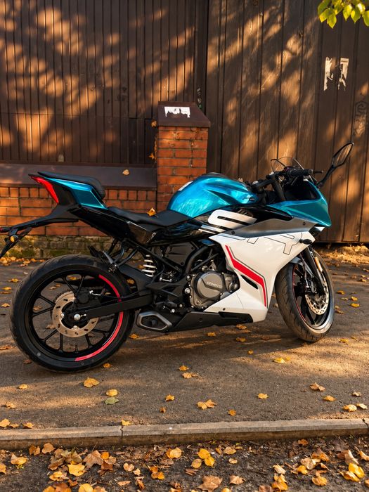CFmoto 250SR Lite