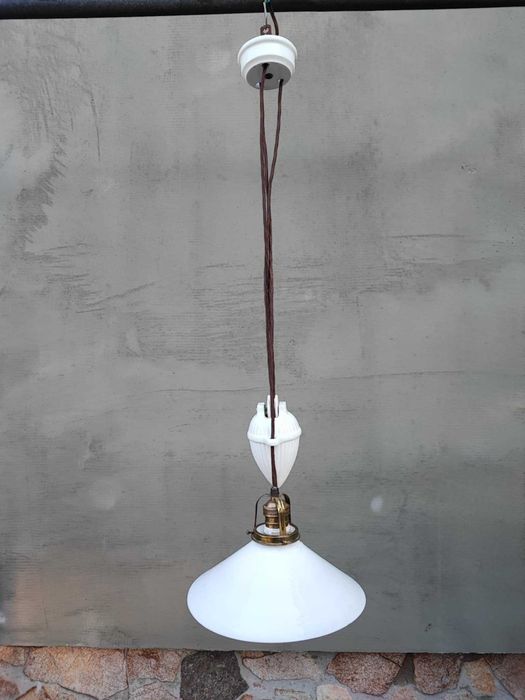 Przedwojenna porcelanowa lampa,przeciwwaga