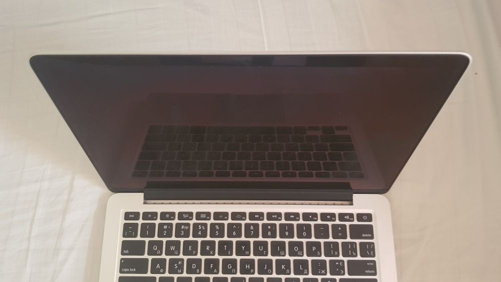 MacBook Pro 13 Early 2015 A1502 Состояние отличное