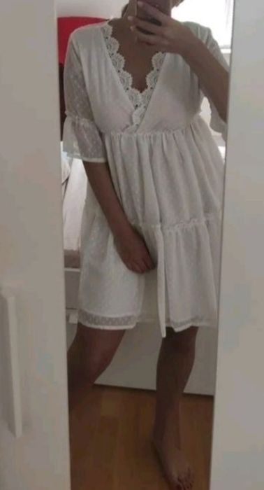 Sukienka biała Boho mini z koronką zwiewna śliczna