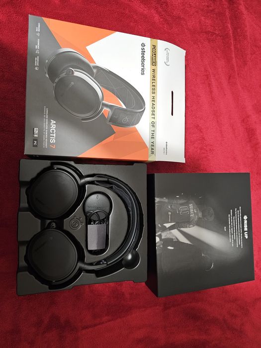 Steelseries Arctis 7 Wireless64740936198403124