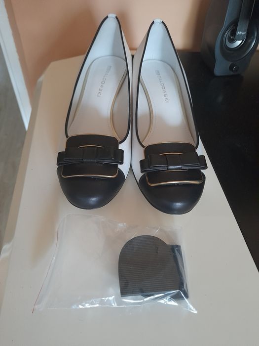 Eleganckie buty Baldowski rozmiar 40