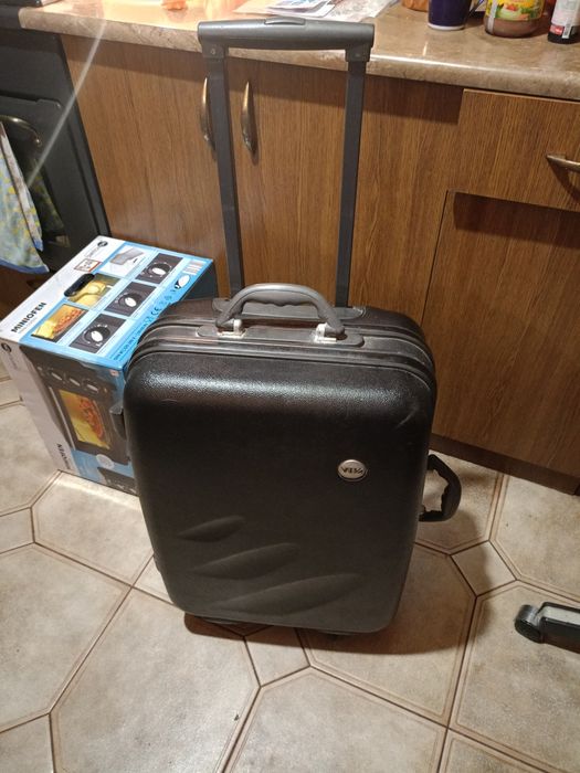 Чемодан VIVA поликарбонат