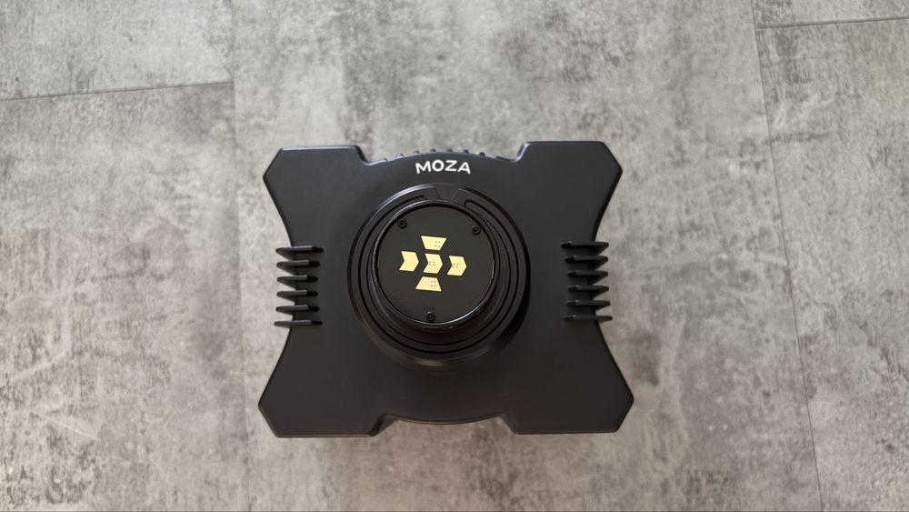 Moza R5 - baza kierownicy