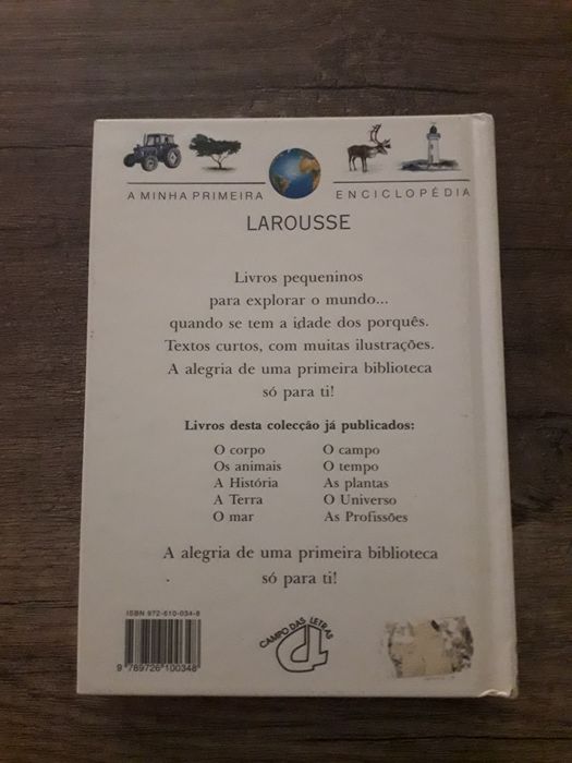 Livro "Larousse: A terra"