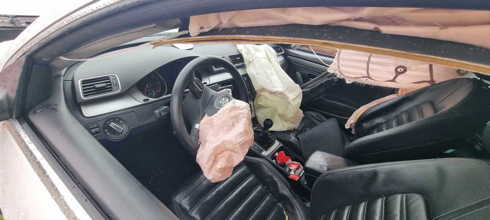 Para peças Volkswagen Passat CC 2.0 TDI 140CV ano 2011