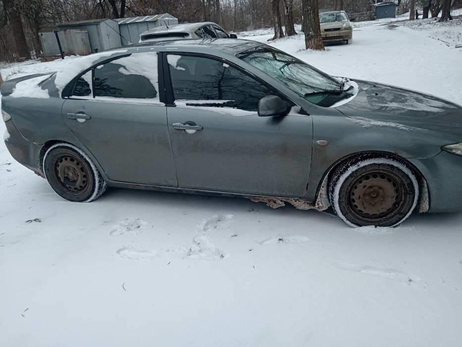 Автомобиль Мазда 6.2003год.