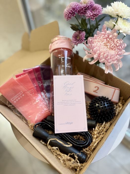 Товари для фітнесу,йоги/Подарунковий набір/скакалка/резинка/масаж мʼяч