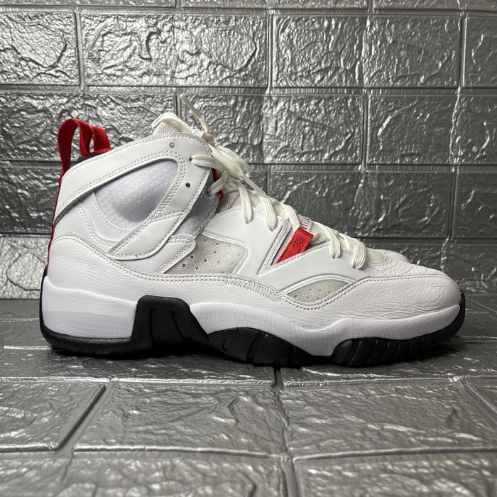 Чоловічі кросівки Nike Jumpman Two Trey MenS Shoes White DO1925-160