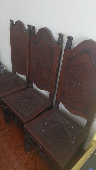 Vendo cadeiras antigas