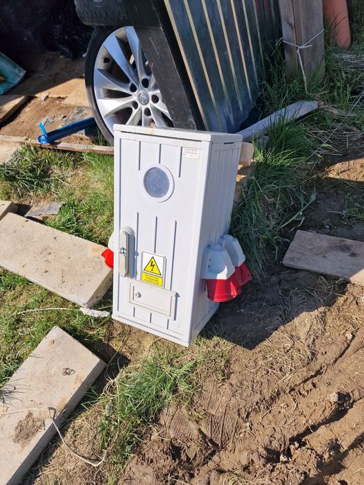 Skrzynka budowlana +podlicznik