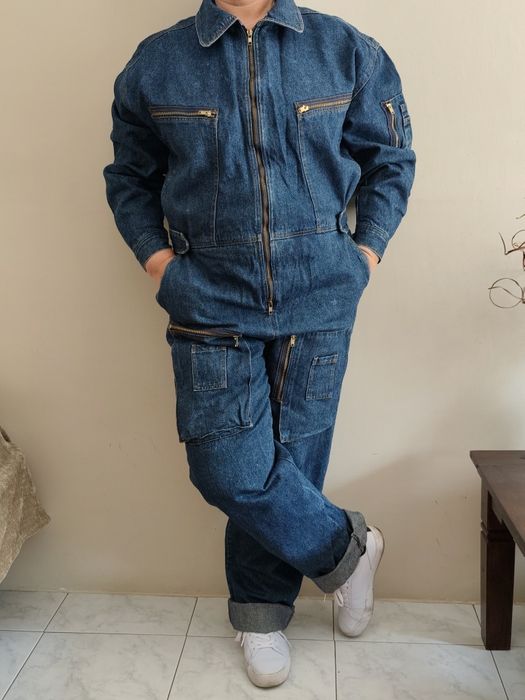 Damski długi kombinezon jeansowy