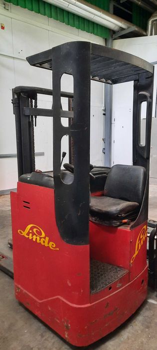 Штабелери гідравлічні