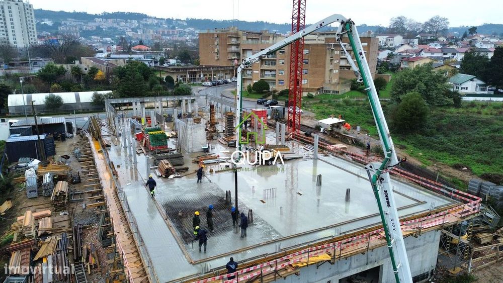 Apartamentos novos, Tipologia T-3, em Valongo, Distrito do Porto, a pa