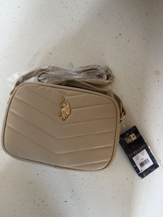 Сумка Quilted V Crossbody Bag Stone від U.S. Polo Assn. Світло бежева
