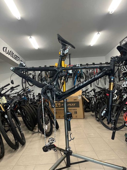 pivot AMPD  Team  "L " avinox m2s