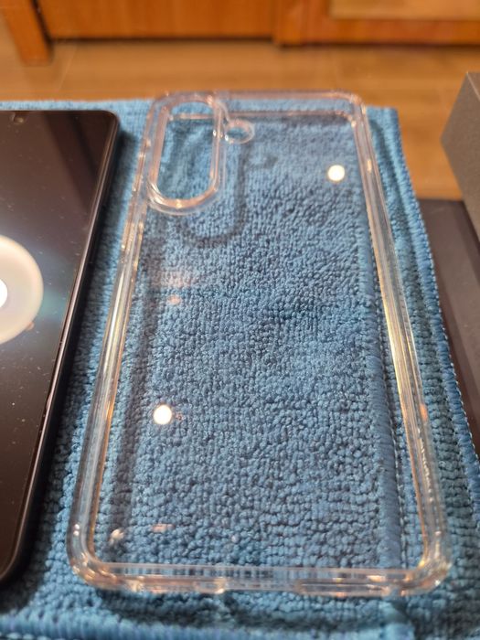 Samsung Galaxy S26 – NOWY – stan perfekcyjny – komplet + Spigen