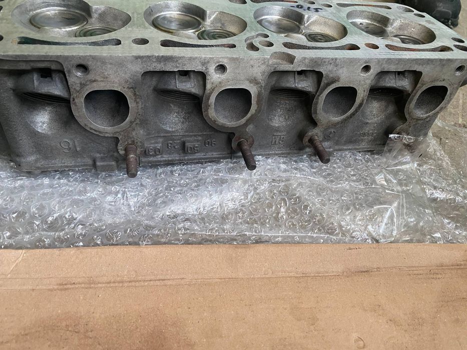 Продам ГБЦ  Опель  1,6 бензин