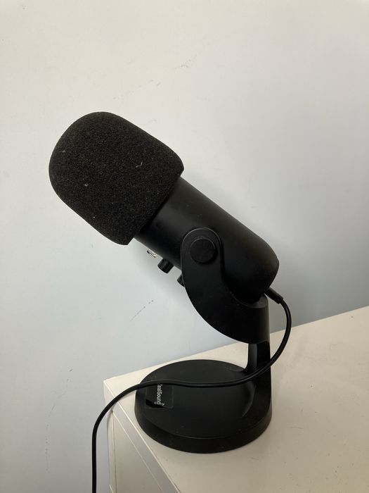 Studio Microphone64739553769346122
