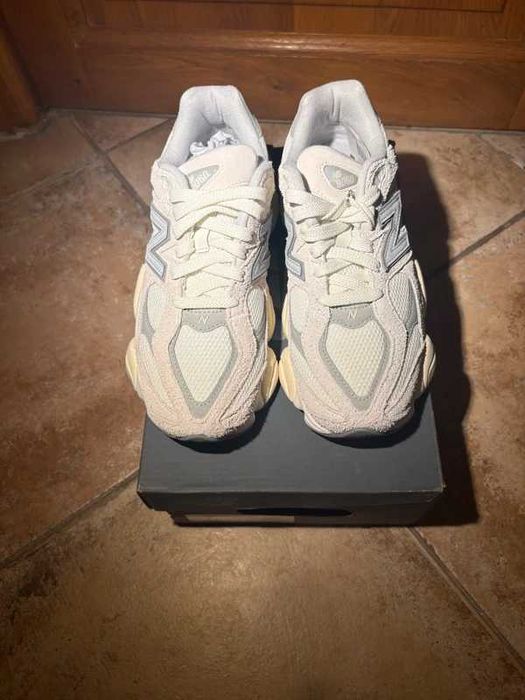 New Balance 9060 Sea Salt Concrete R.42