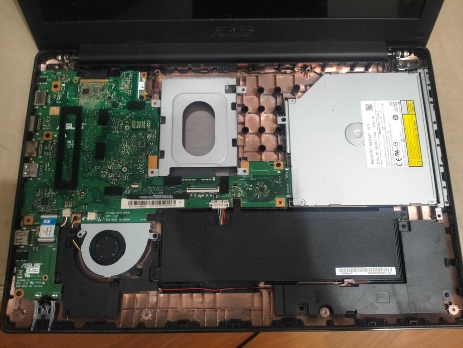 Portatil Asus X553MA (c/teclado avariado)