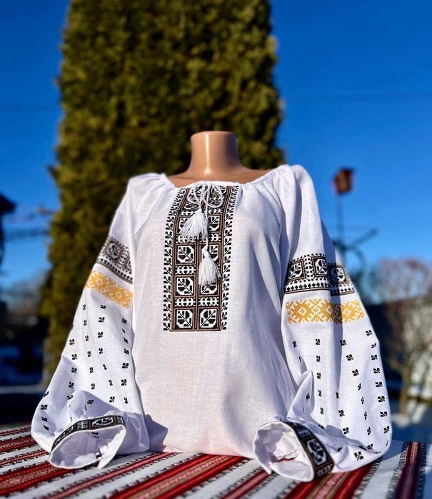 Чудесні Жіночі вишиванки