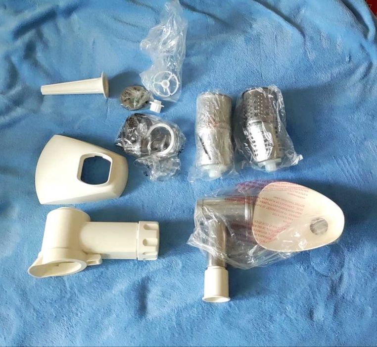 М'ясорубка з терками ZELMER ZMM 4050B