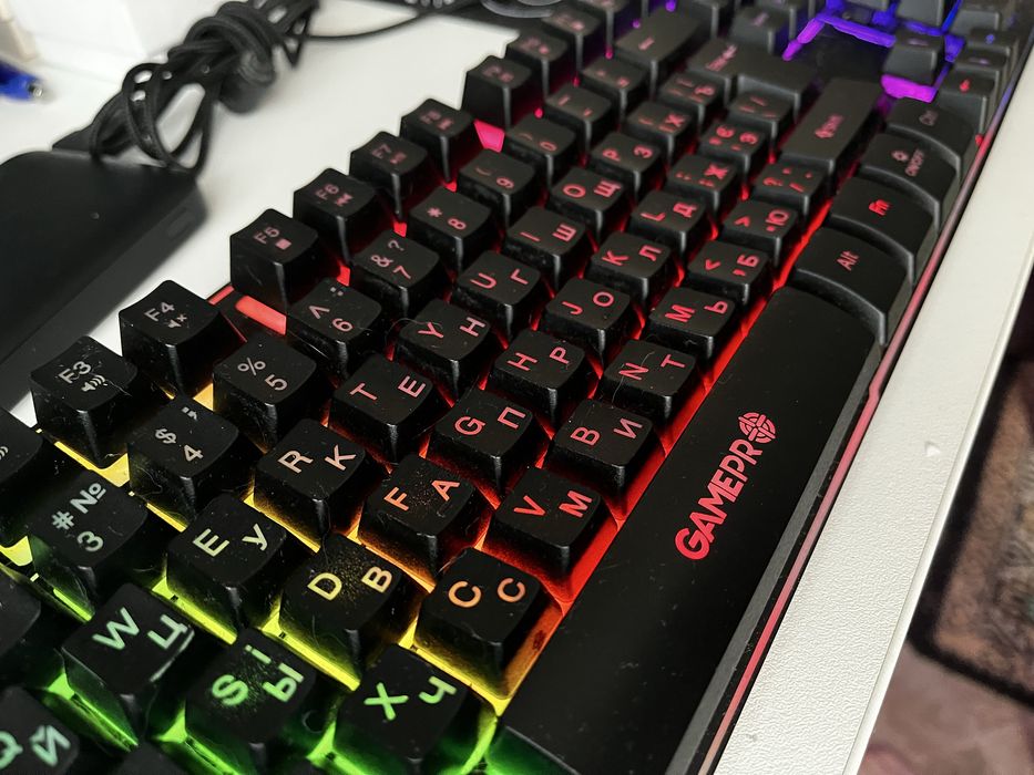 Продам клавиатуру GamePro