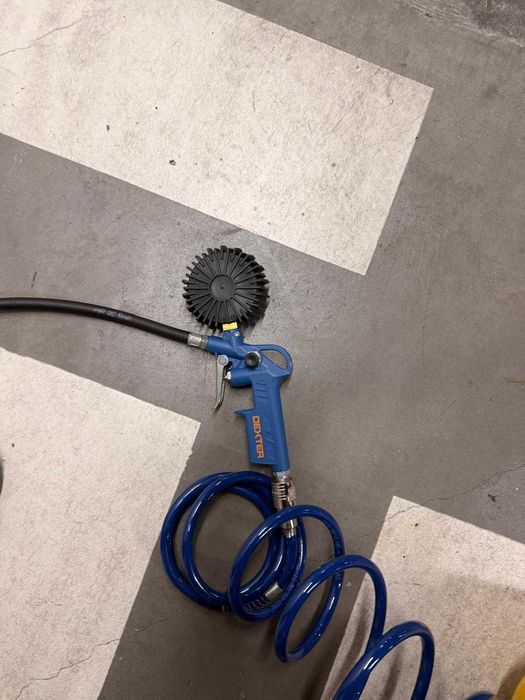 Compressor portátil 5 litros 1.5 cv 10 bar Stanley Airboss DN200/10/5