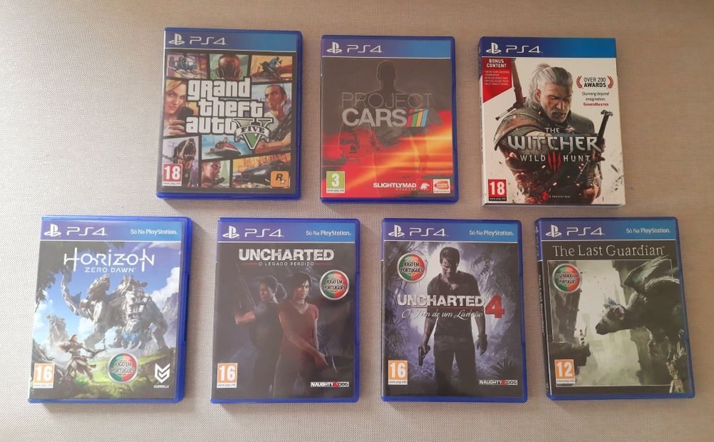 Playstation 4 - 24 Jogos