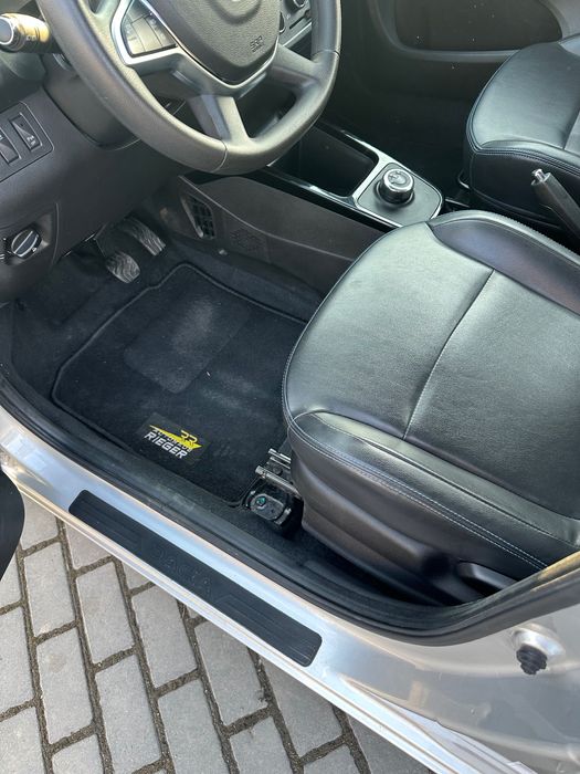 Dacia Spring Легк