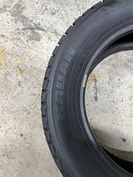 Шини 205/60R16 4421 Radar