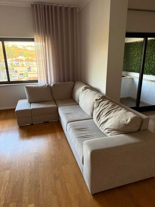 Sofá de canto com 5 lugares