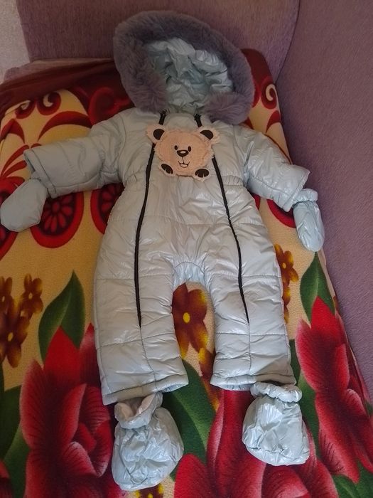 Зимові комбінзони для дівчинки