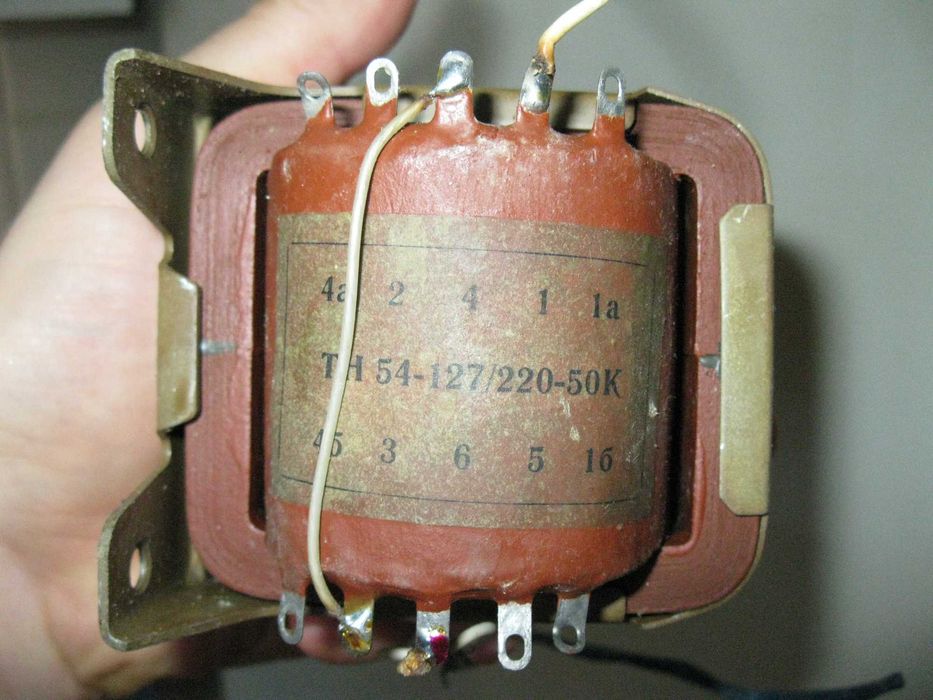 Трансформаторы ТН-54-127/220-50 на 12 Вольт и 4.45 Ампера (6.3+6.3В)